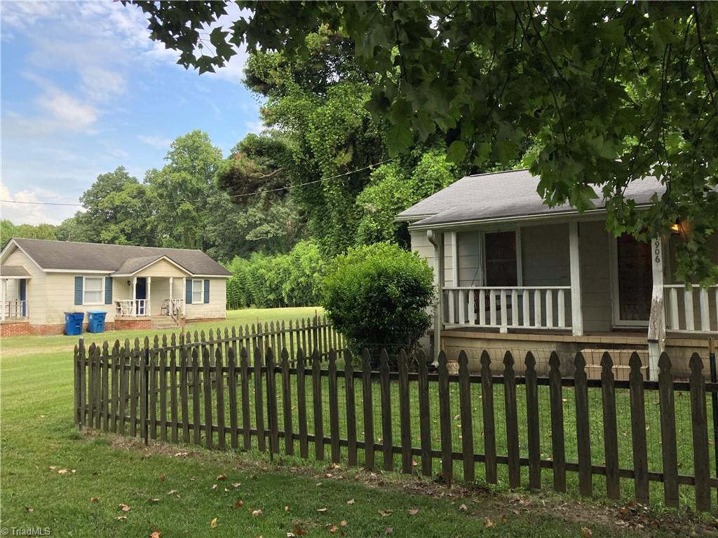 4906-4908 Kitty Hawk Road — photo