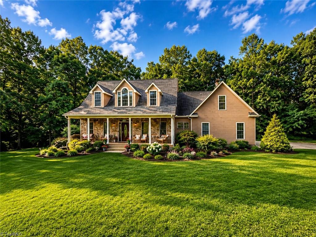 6916 Harvest Glen Drive — photo