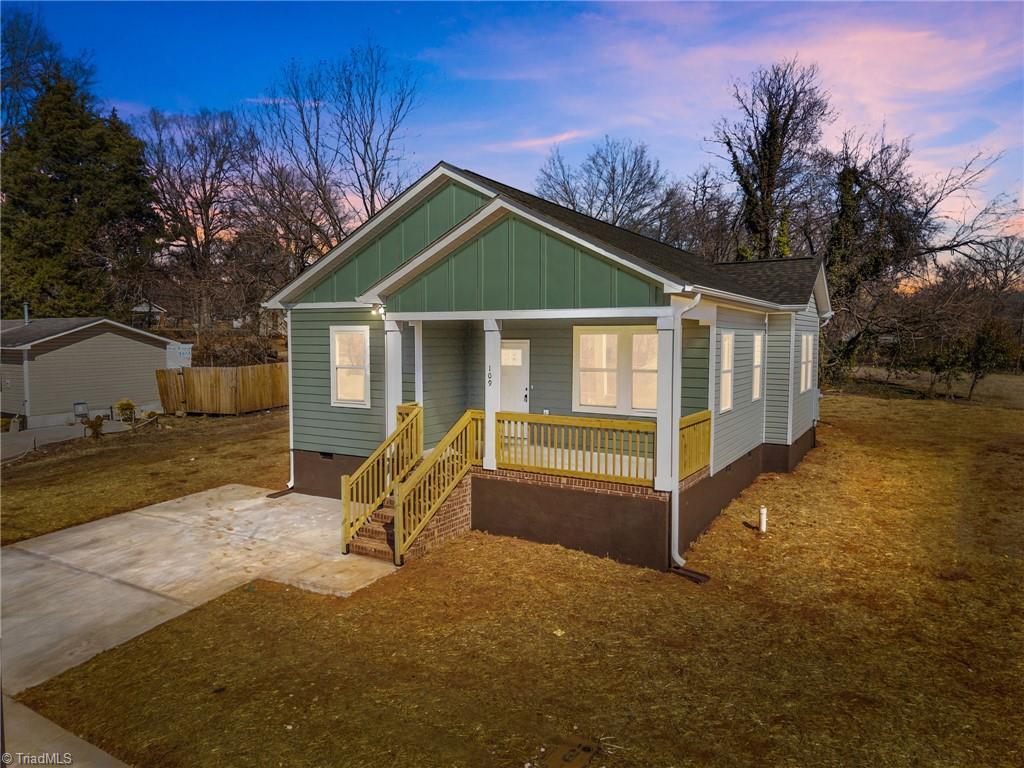 109 E Earnhardt Street — photo