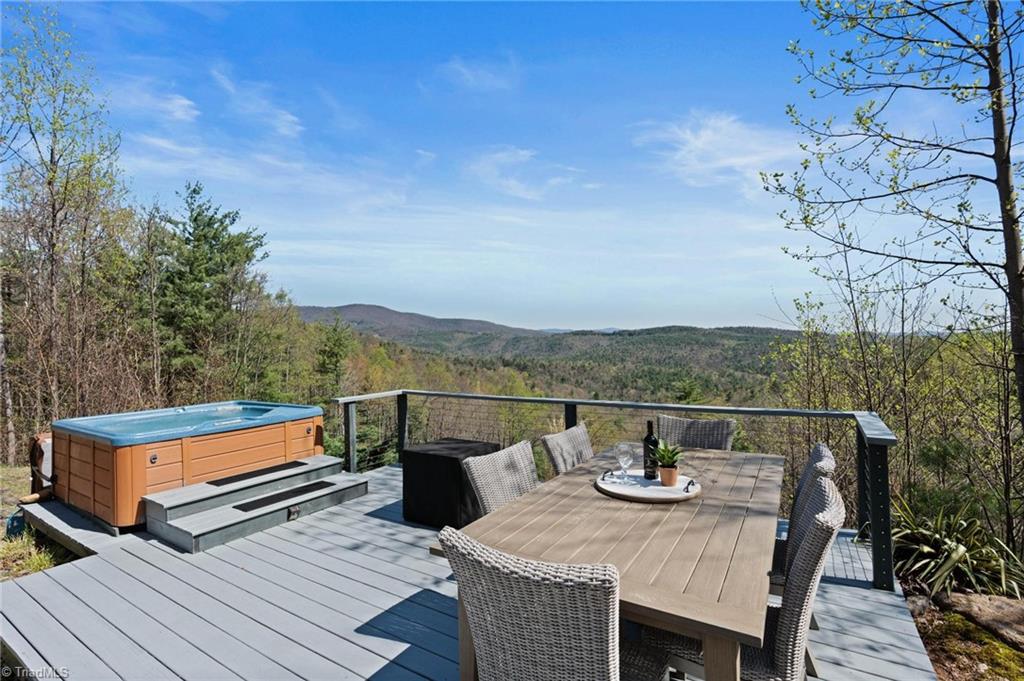 3086 Summit Road, Purlear, NC 28665 — photo 2