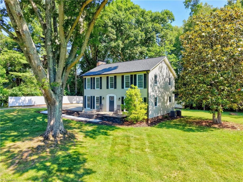 553 Cross Creek Drive — photo