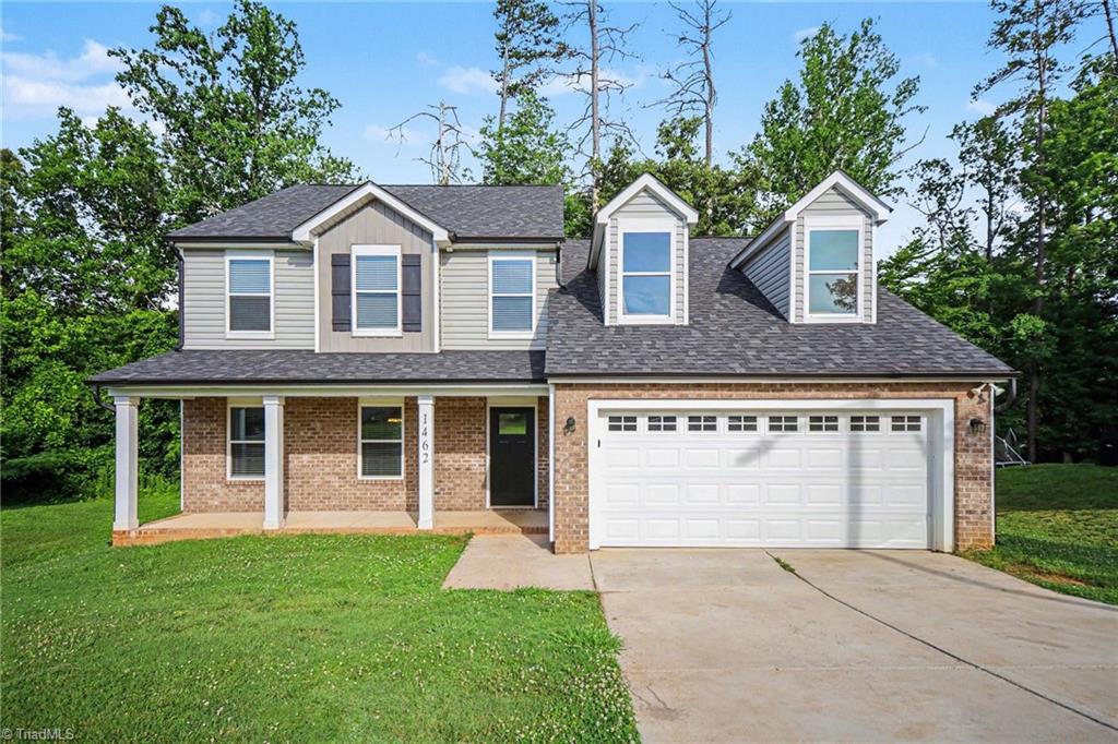 1462 Mayfair Drive — photo