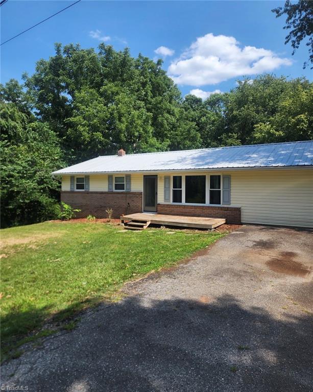 386 Otis Brown Drive — photo