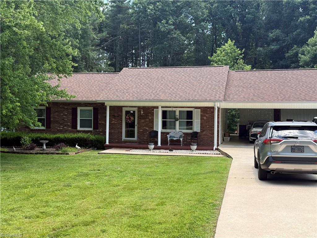 128 Hickory Hollow Road — photo