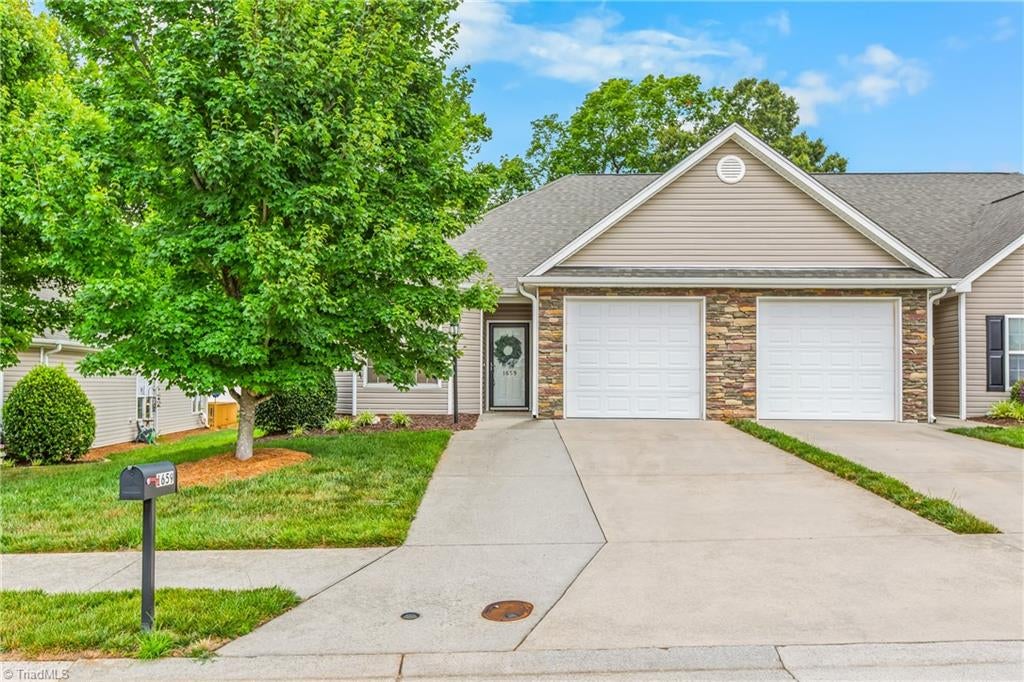 1659 Grand Springs Drive — photo