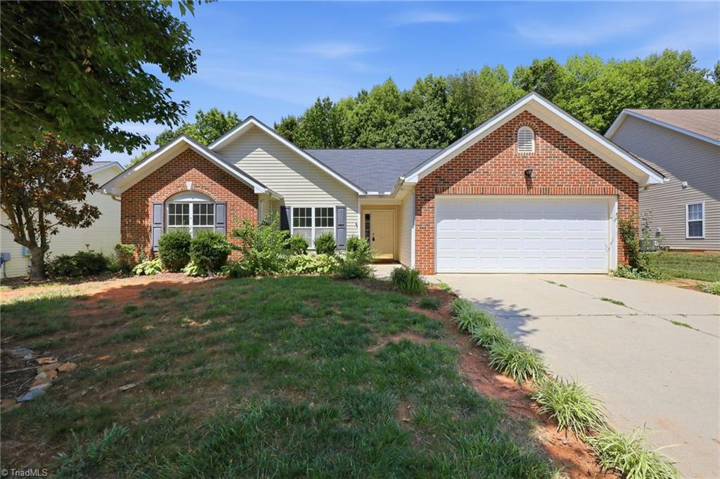 514 Walnut Crossing Drive — photo