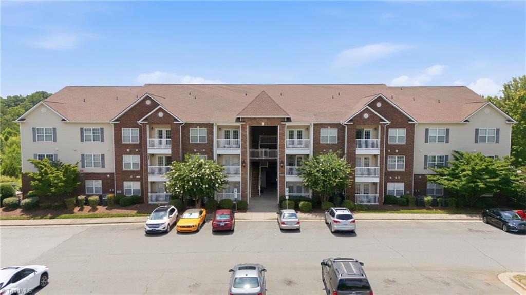 1380 Heritage Pointe Drive 204 — photo