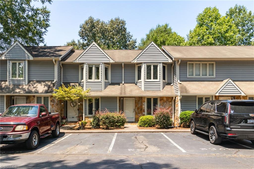 5347 Summit Heights Drive — photo