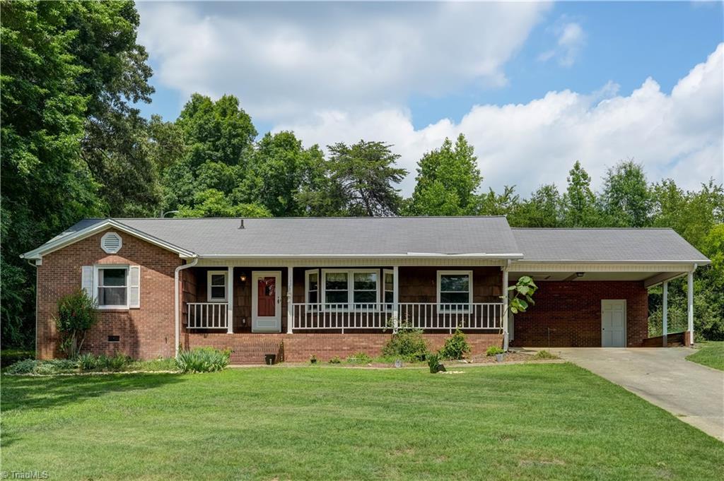 159 Laurell Drive — photo