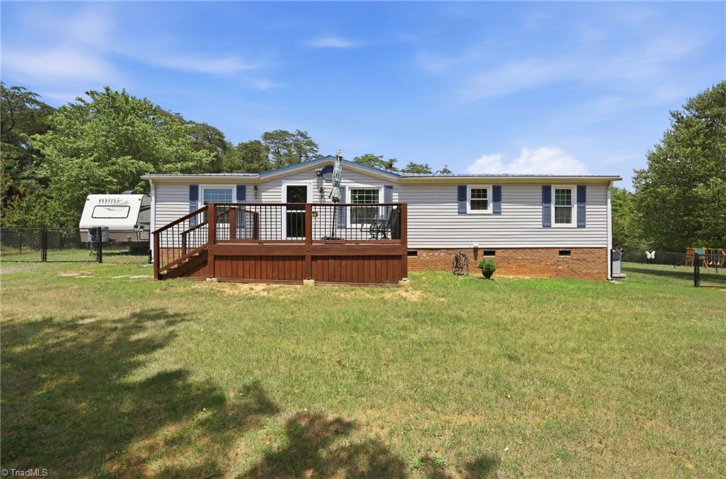 180 B Austin Drive — photo