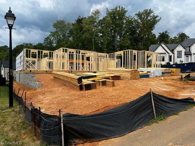 3917 Kinderton Stream Lane — photo
