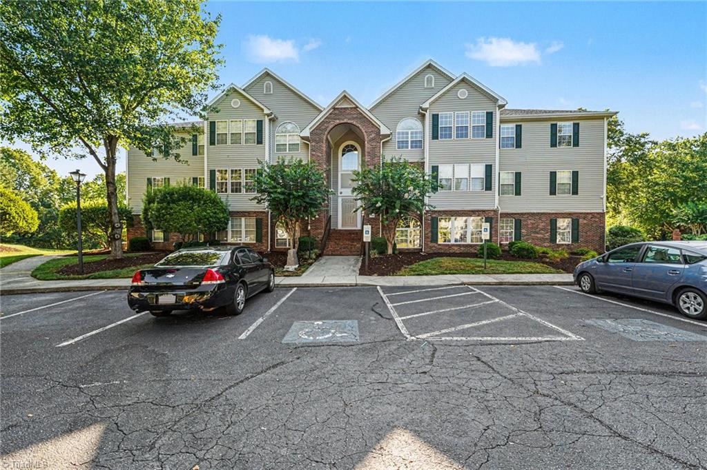 524 Scholastic Court — photo