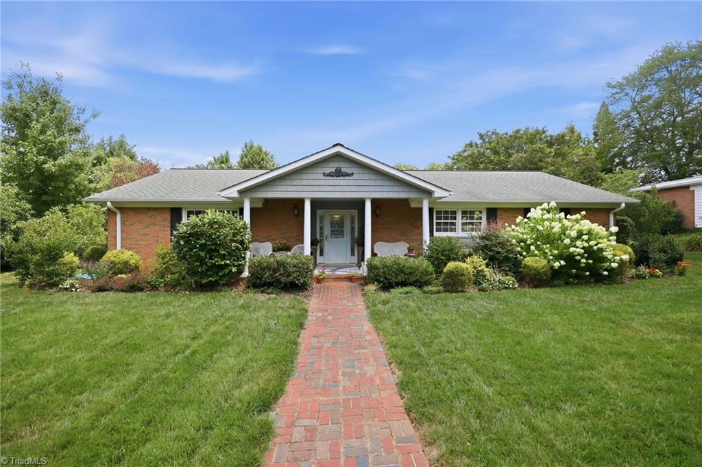 1025 Oaklawn Avenue — photo