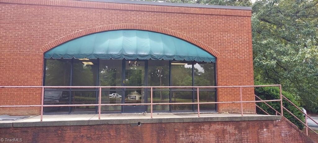 603D Eastchester Drive — photo