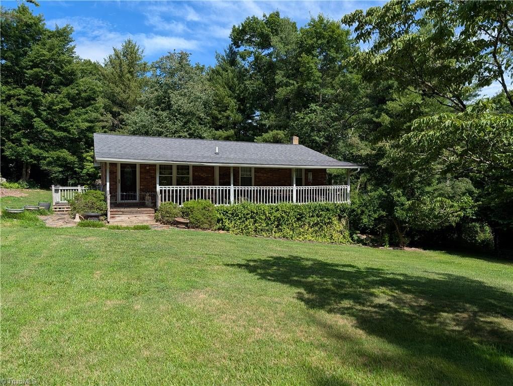 95 Glade Creek Road — photo
