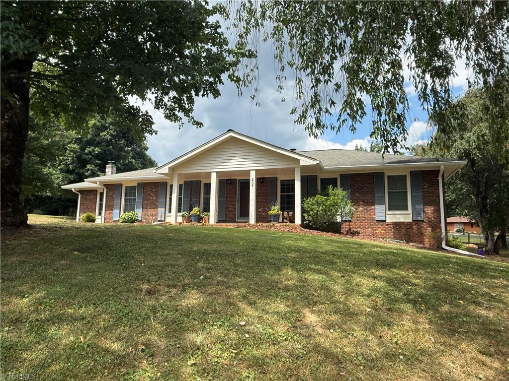 208 Raven Green Street — photo