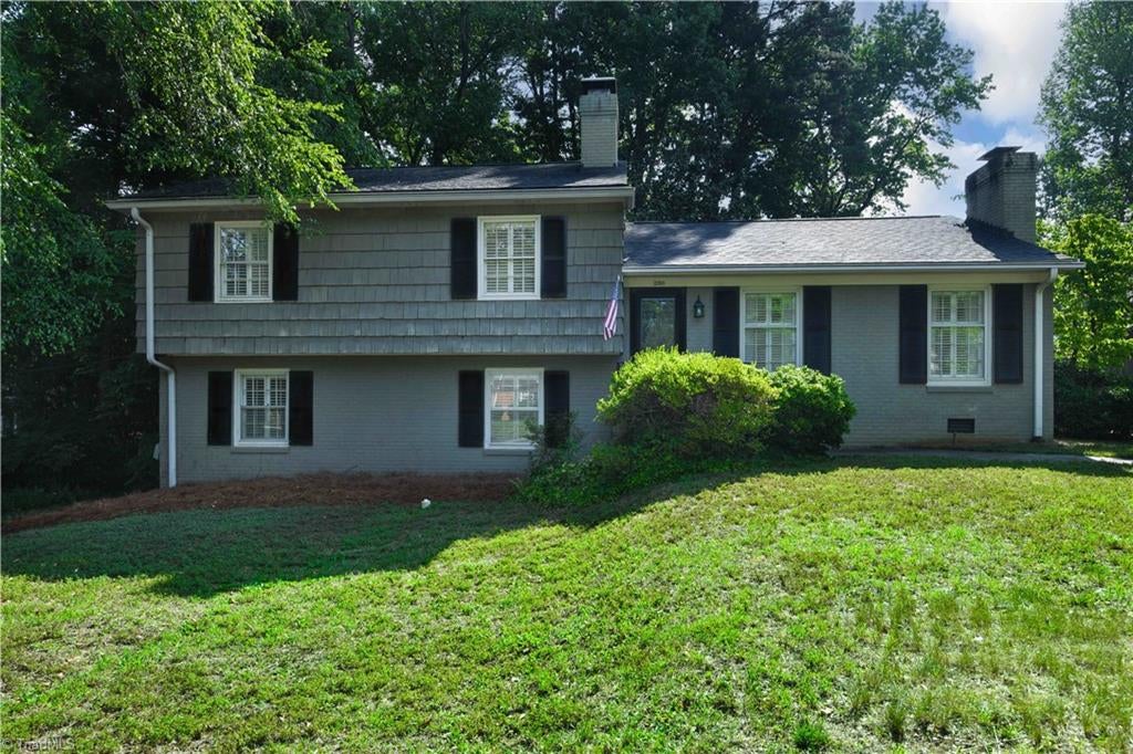 2310 Danbury Road — photo