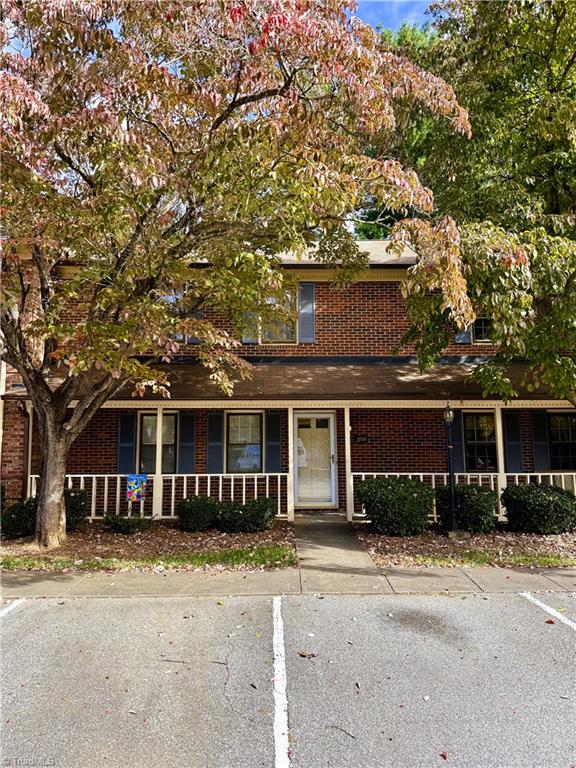 3131 Burke Mill Court — photo