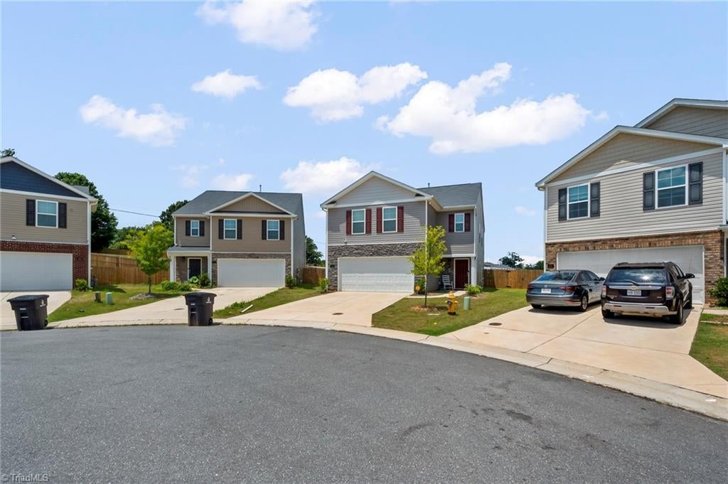 586 Tochi Court — photo