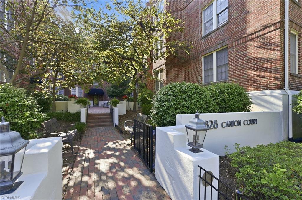828 Elm Street C4 — photo