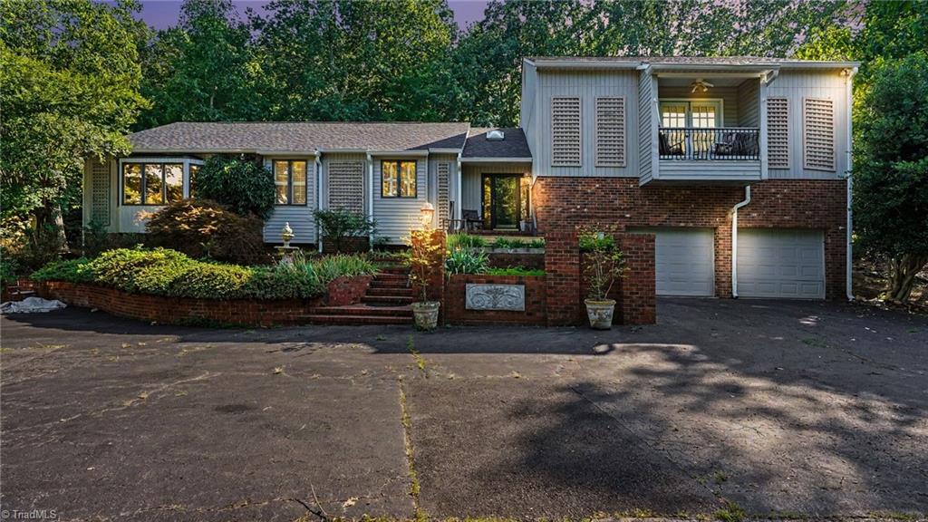 1420 Thayer Drive — photo