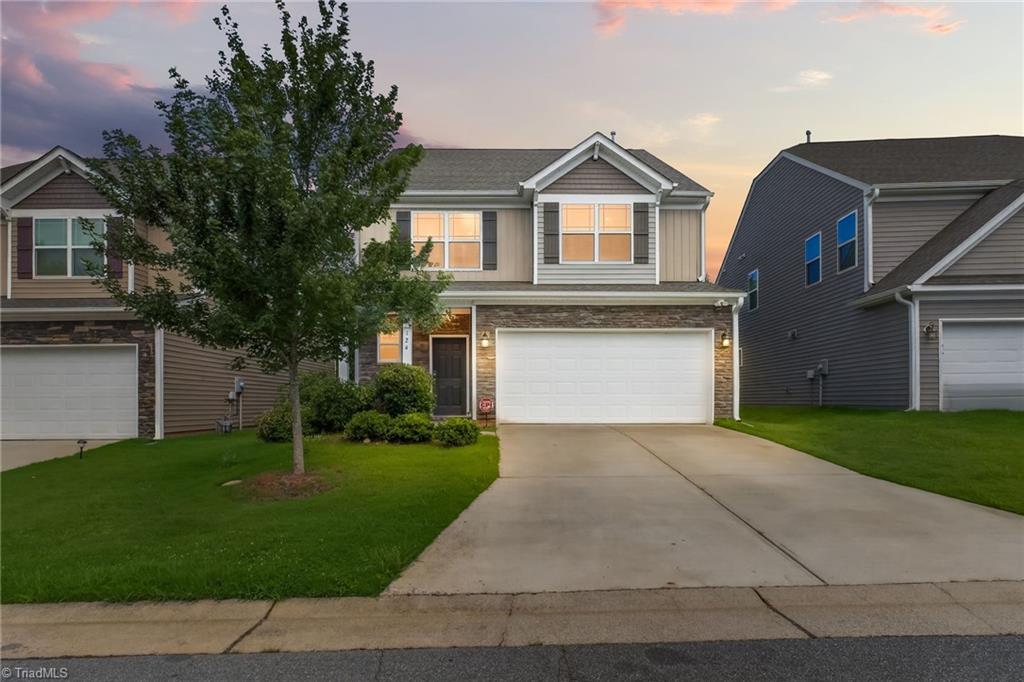 124 Habersham Court — photo