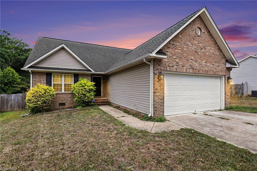 117 Valentine Court — photo