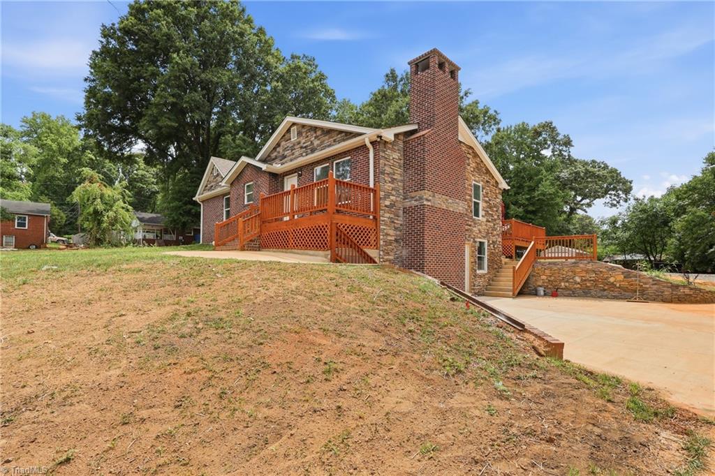 235 Quail Drive — photo
