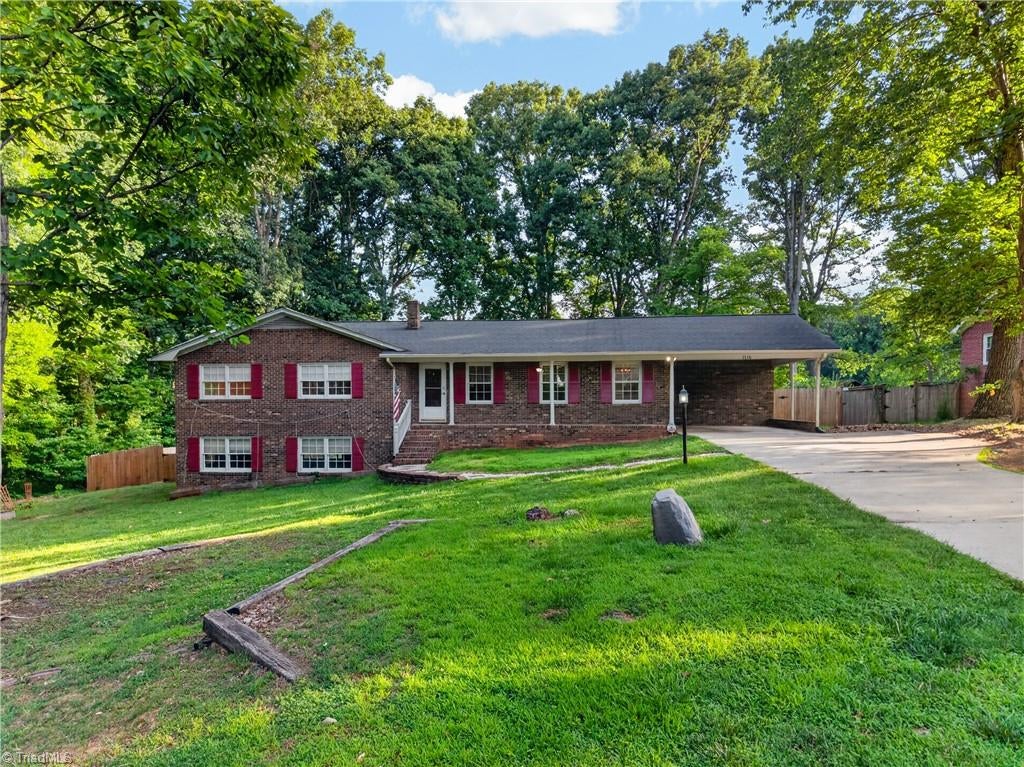 1116 Cranbrook Way — photo