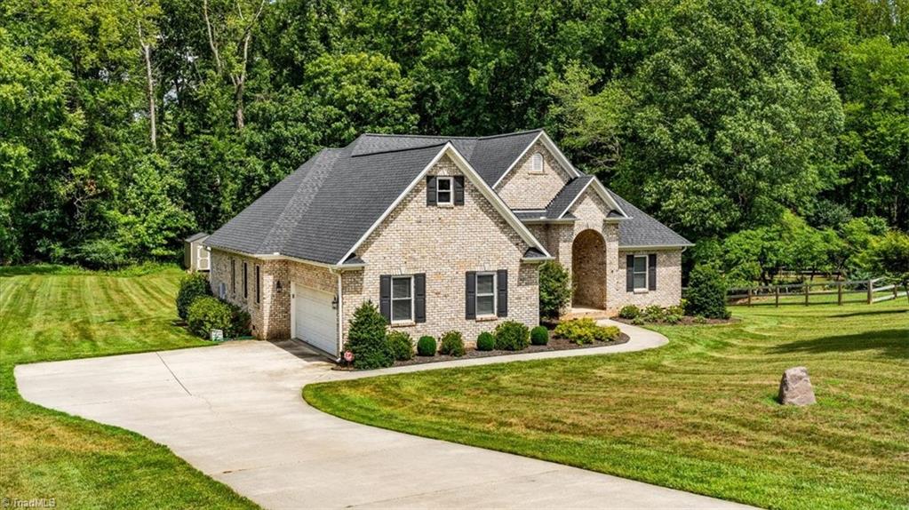 592 Carson Ridge Drive, Oak Ridge, NC 27310 — photo 2