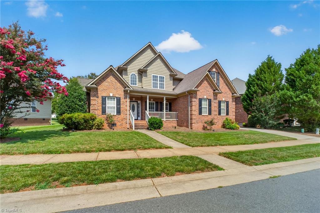 3033 Cameron Village Court — photo