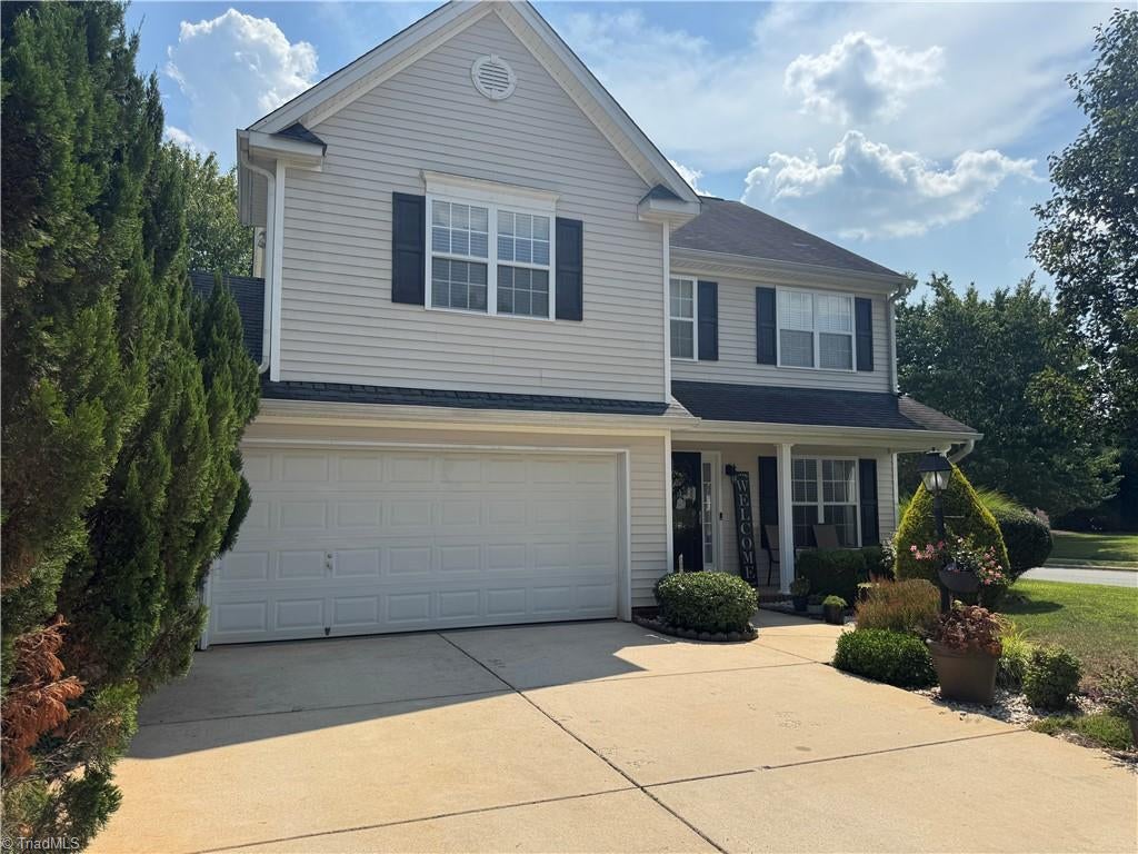 Home in Greensboro, NC 27406 — photo 2