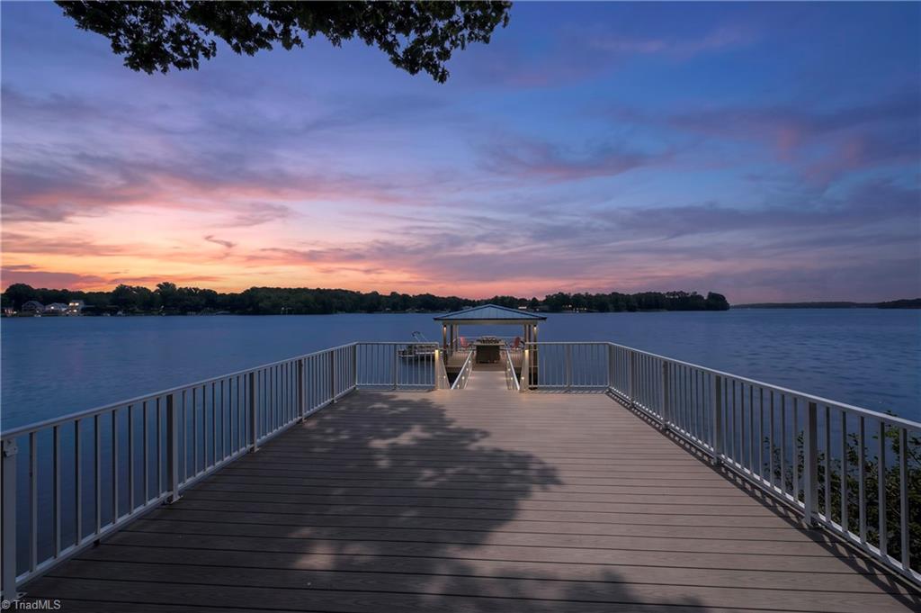 144 Riverside Court — photo