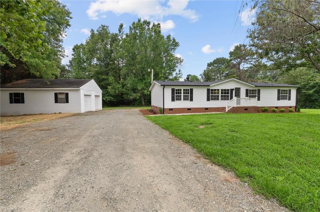 2773 Quakenbush Road — photo