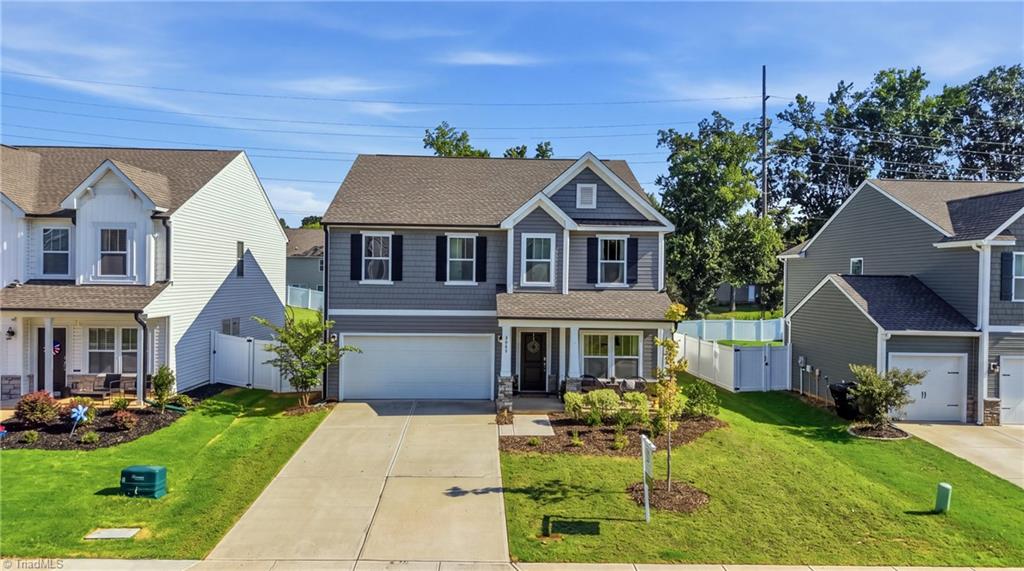 2404 Dukes Hollow Court — photo