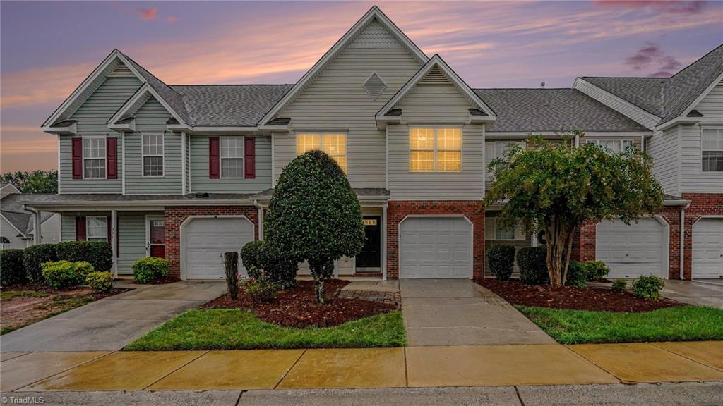 203 Nighthawk Place — photo