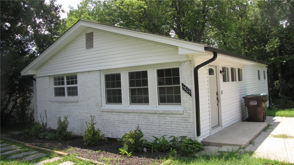 1505 Cook Street — photo