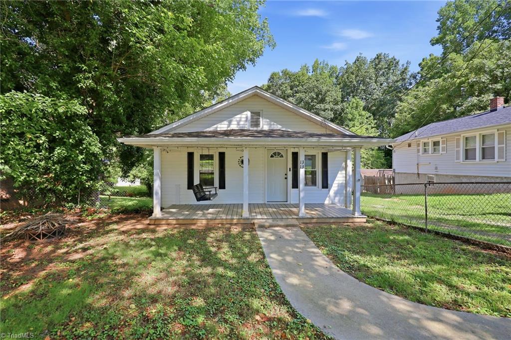 1313 Fairfield Drive — photo