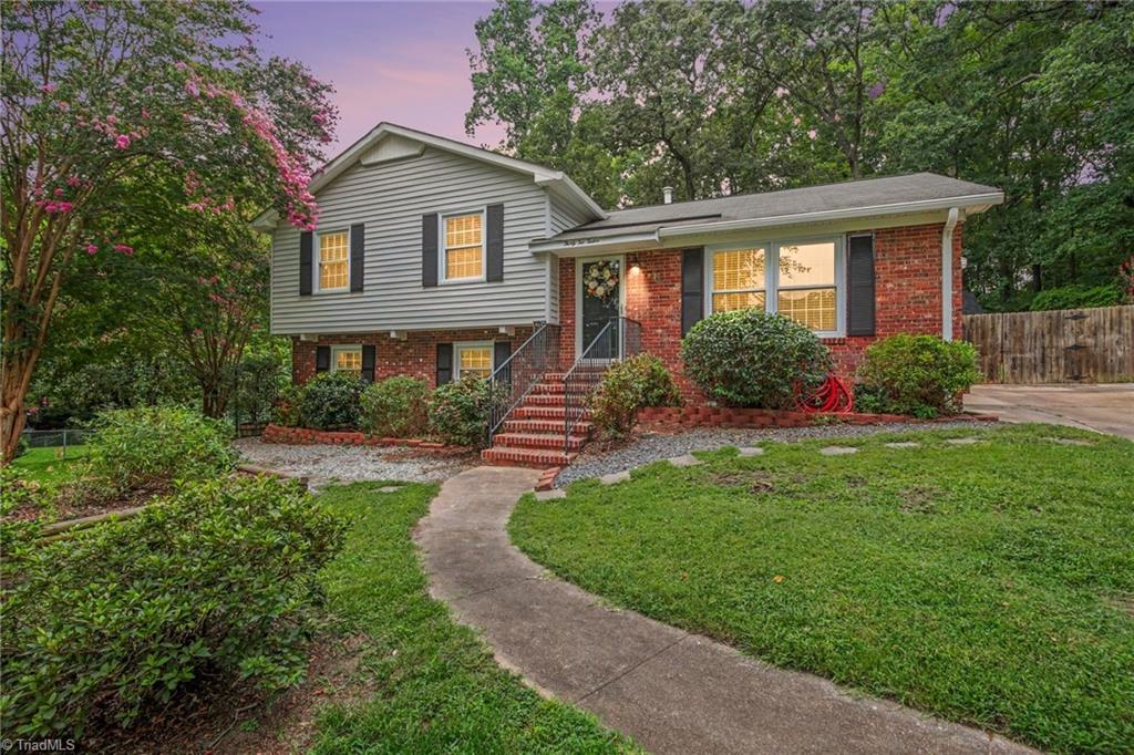 3212 Flanders Court — photo