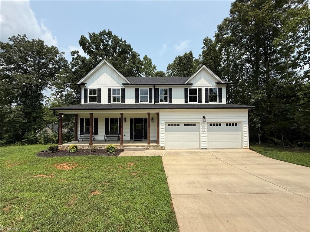 2553 Whipporwill Court — photo