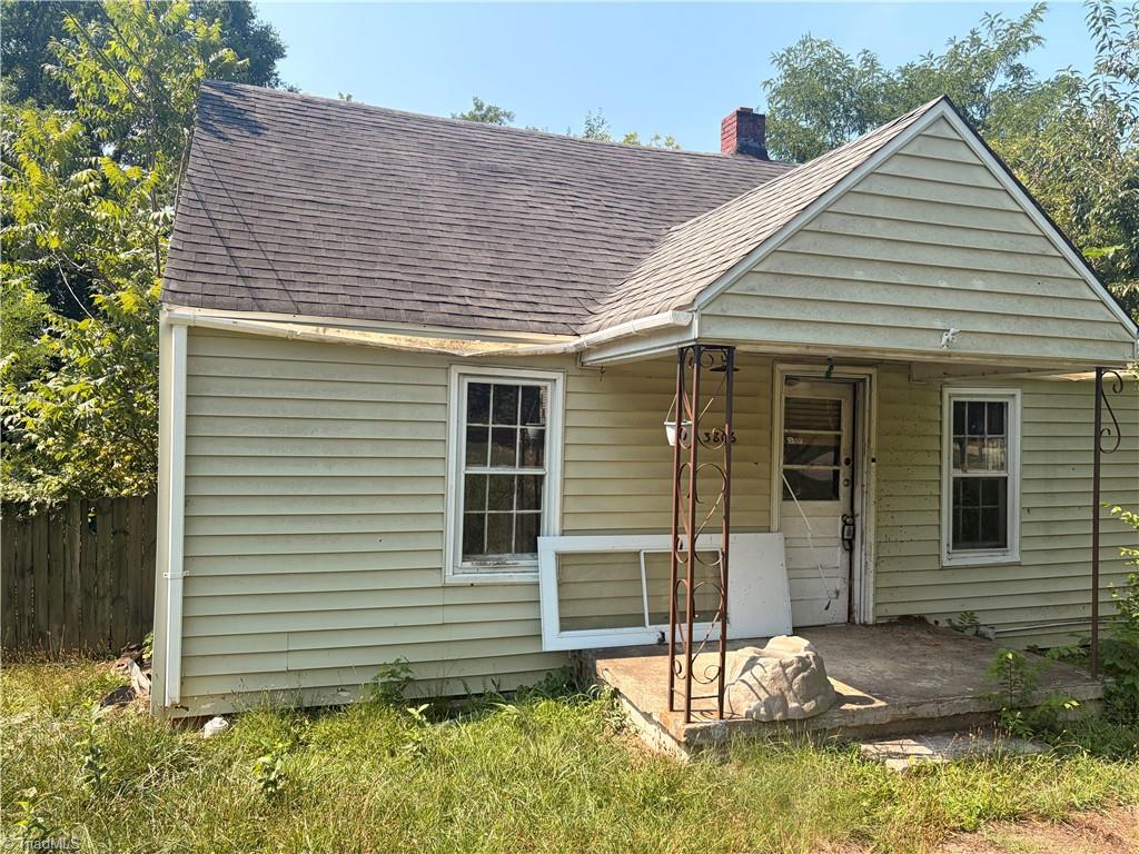 3806 Heath Avenue — photo