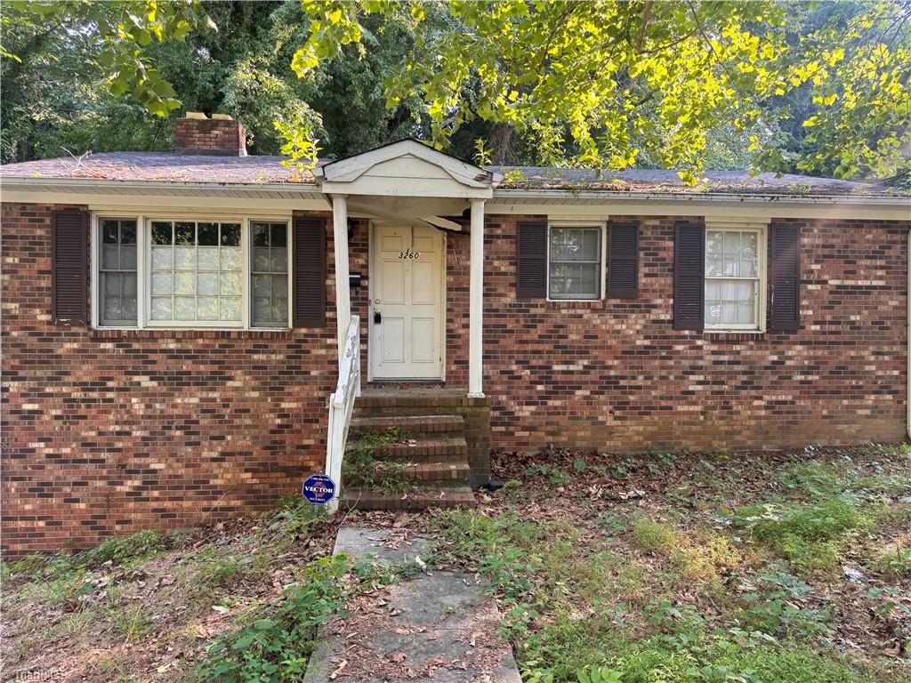3260 Robinhood Road — photo