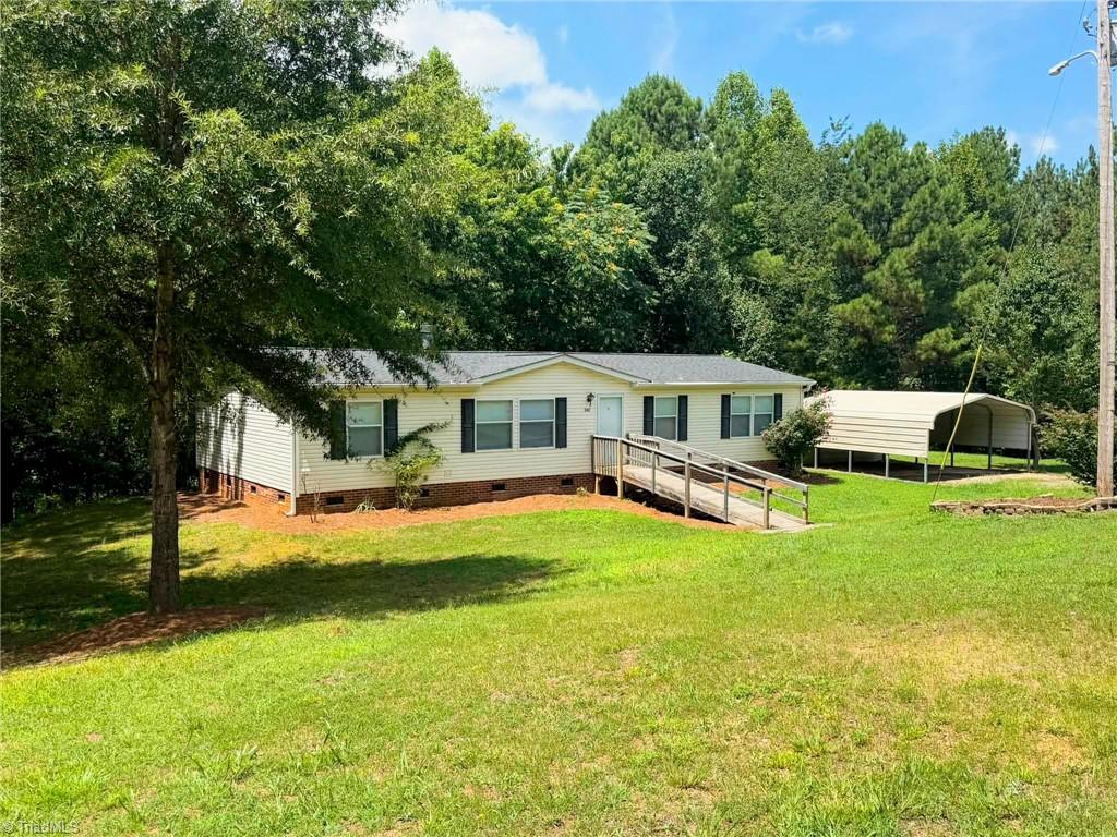 1042 Wells Creek Road — photo