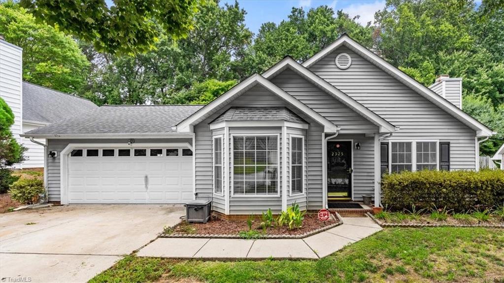 2325 Meadow Gate Drive — photo