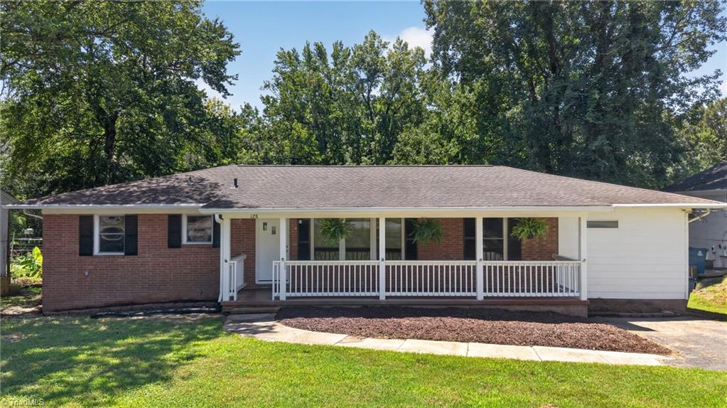 128 Englewood Drive — photo
