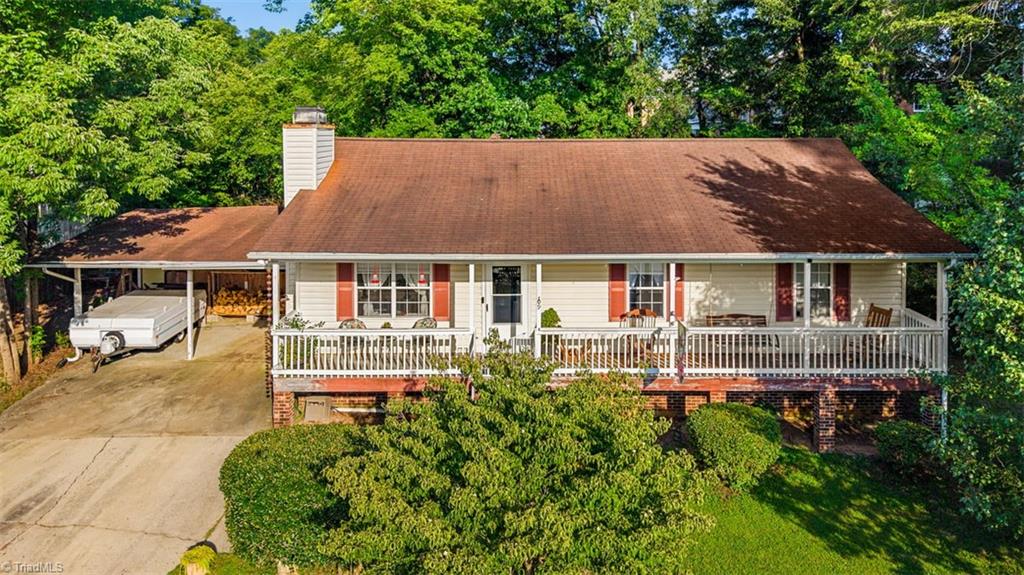 109 Poplar Lane — photo