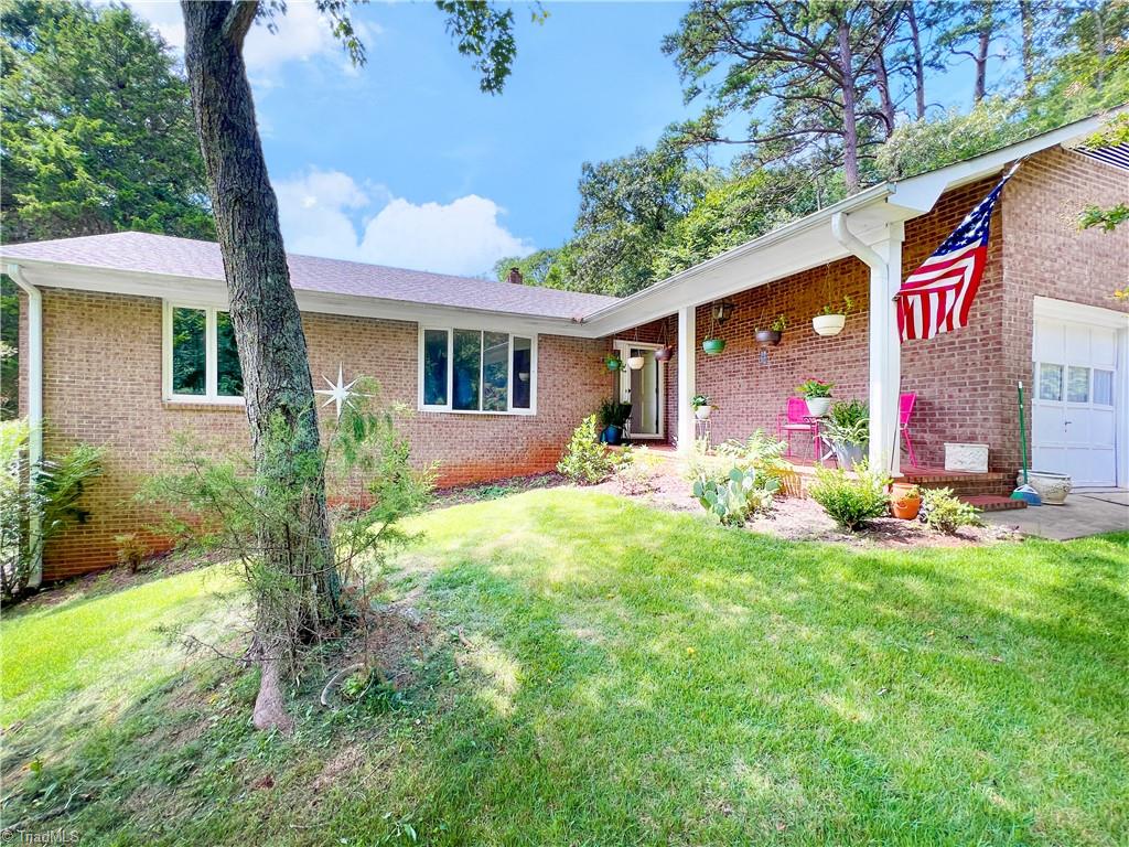 5720 Polaris Road — photo