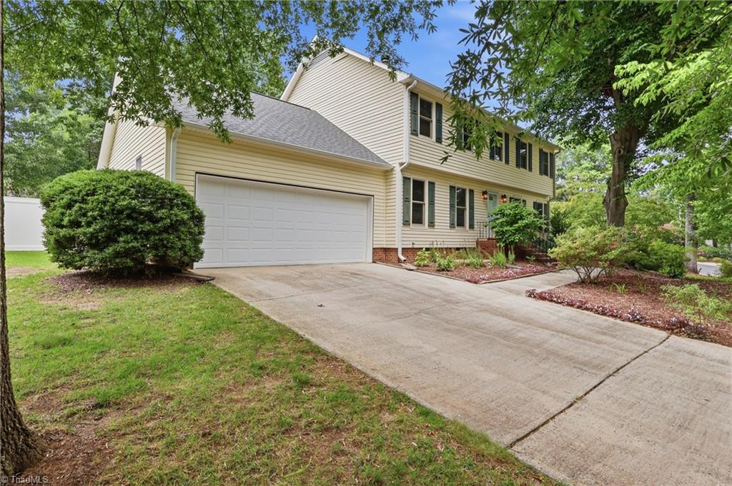 905 Northshore Court — photo