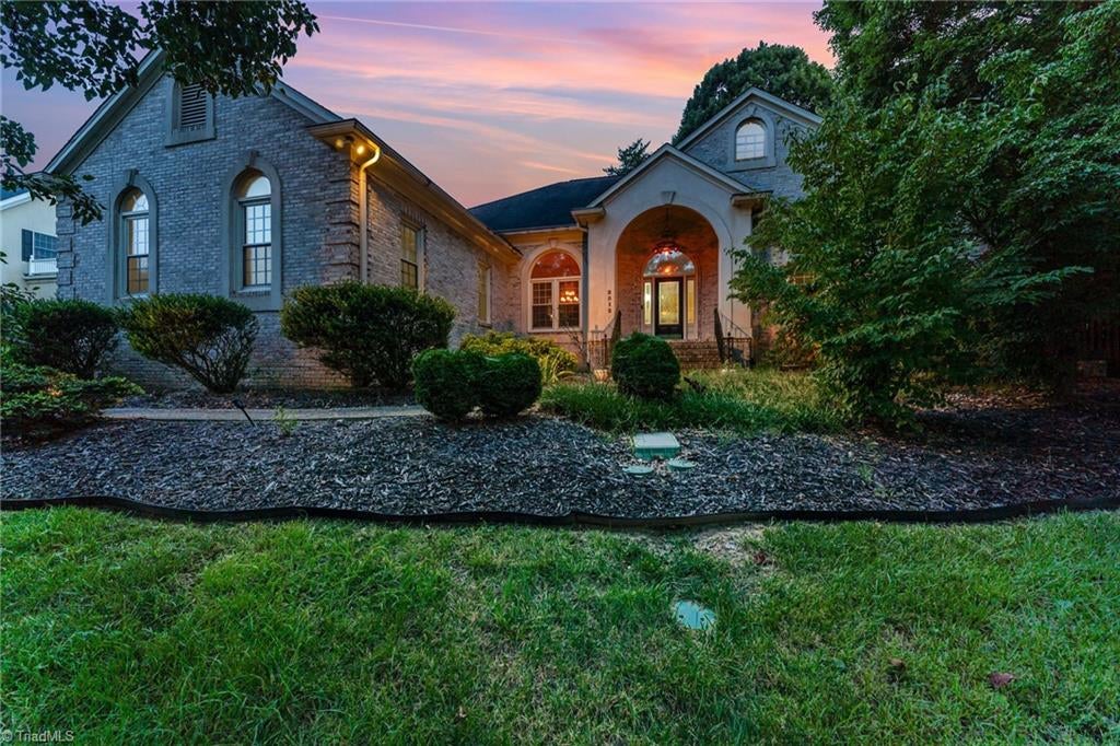 2512 Burch Point — photo