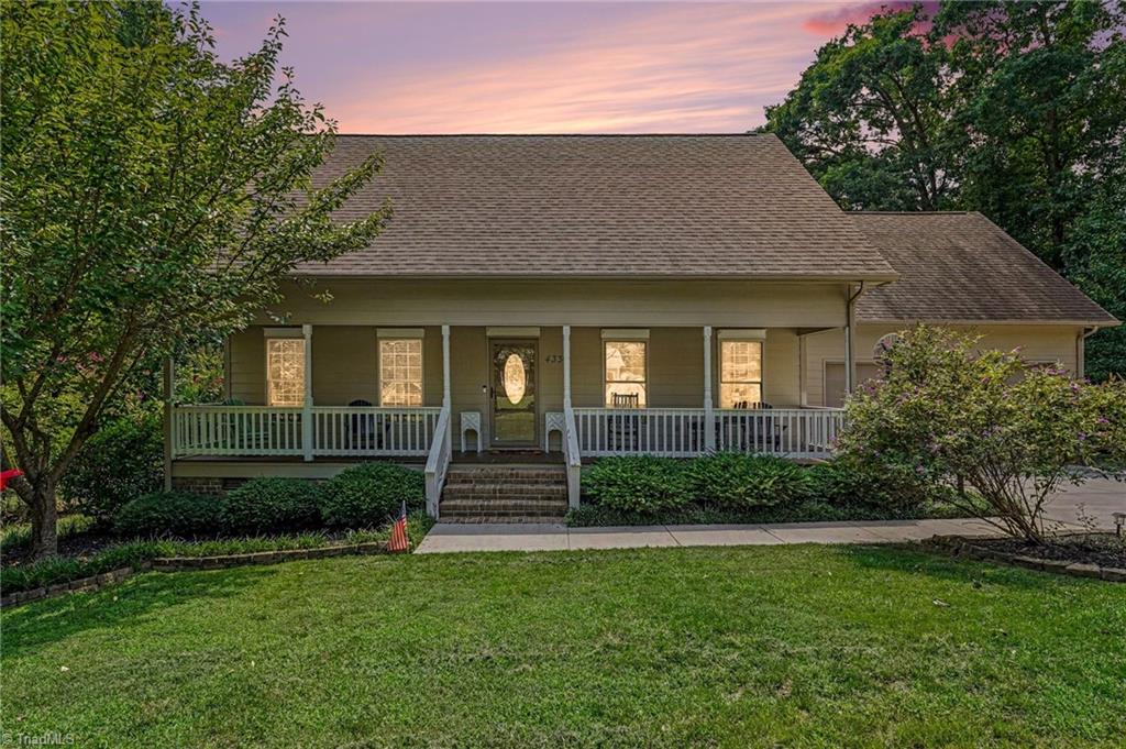 433 Northampton Drive — photo